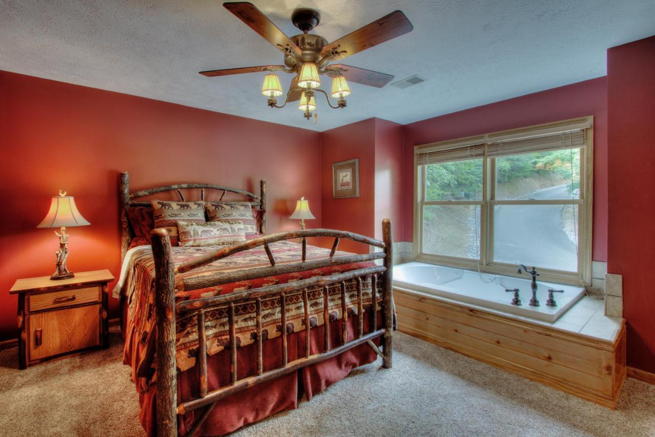 Gorgeous "Country Roads" By Honeybearcabins 4Br 4Ba, Next To Pool, Easy Drive, Main Strip Location! Pigeon Forge Exterior foto