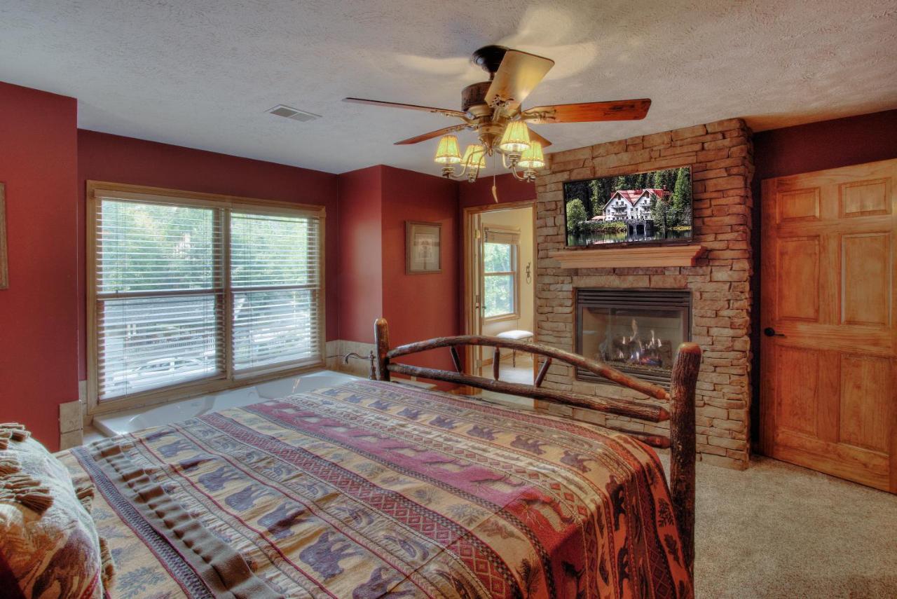Gorgeous "Country Roads" By Honeybearcabins 4Br 4Ba, Next To Pool, Easy Drive, Main Strip Location! Pigeon Forge Exterior foto