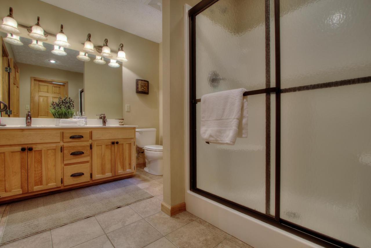 Gorgeous "Country Roads" By Honeybearcabins 4Br 4Ba, Next To Pool, Easy Drive, Main Strip Location! Pigeon Forge Exterior foto
